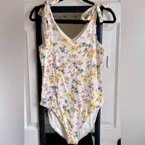 NWT old navy tie shoulder fall floral bodysuit